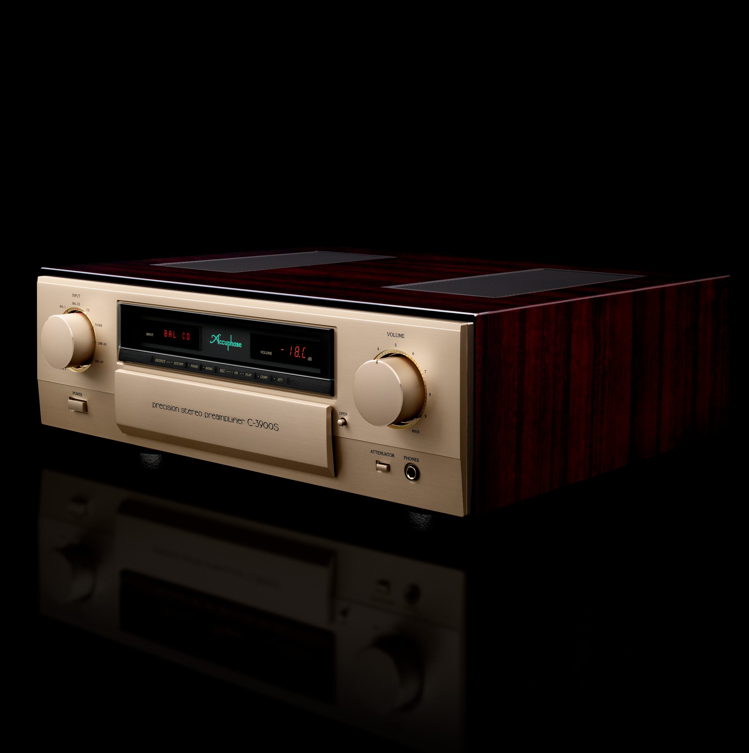 Accuphase プリアンプ<br>C3900S/C2900 展示中